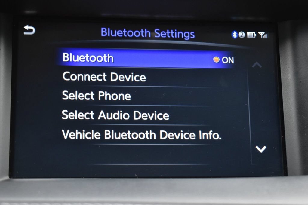 Used 2017 INFINITI QX30 AWD image 22