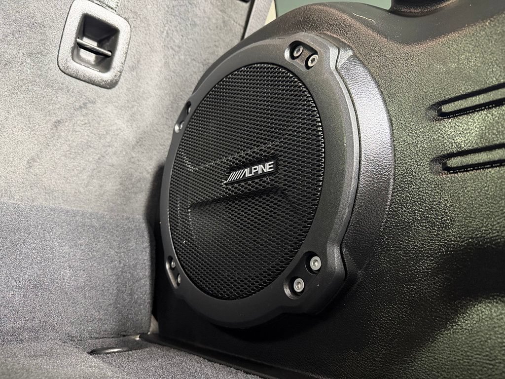 Used 2024 Jeep Wrangler Unlimited Rubicon 4xe AWD/4WD image 30