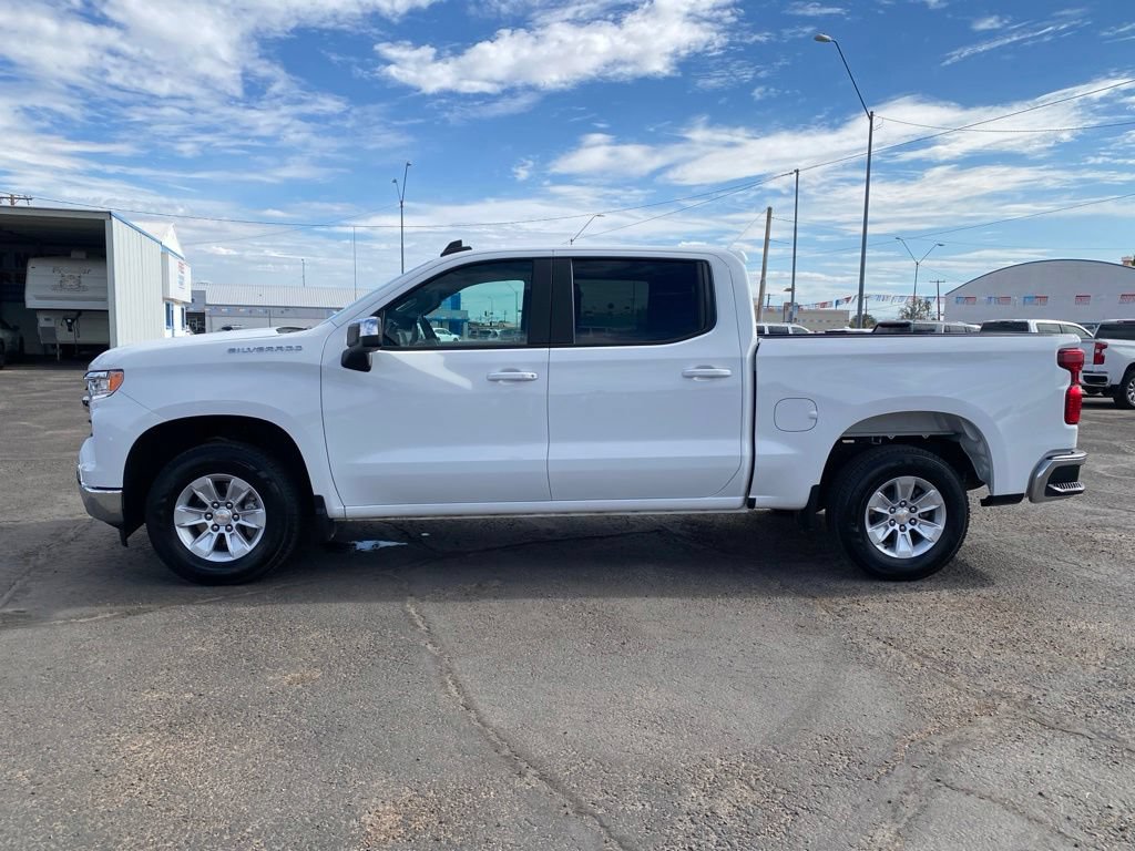 Used 2025 Chevrolet Silverado 1500 LT RWD image 3
