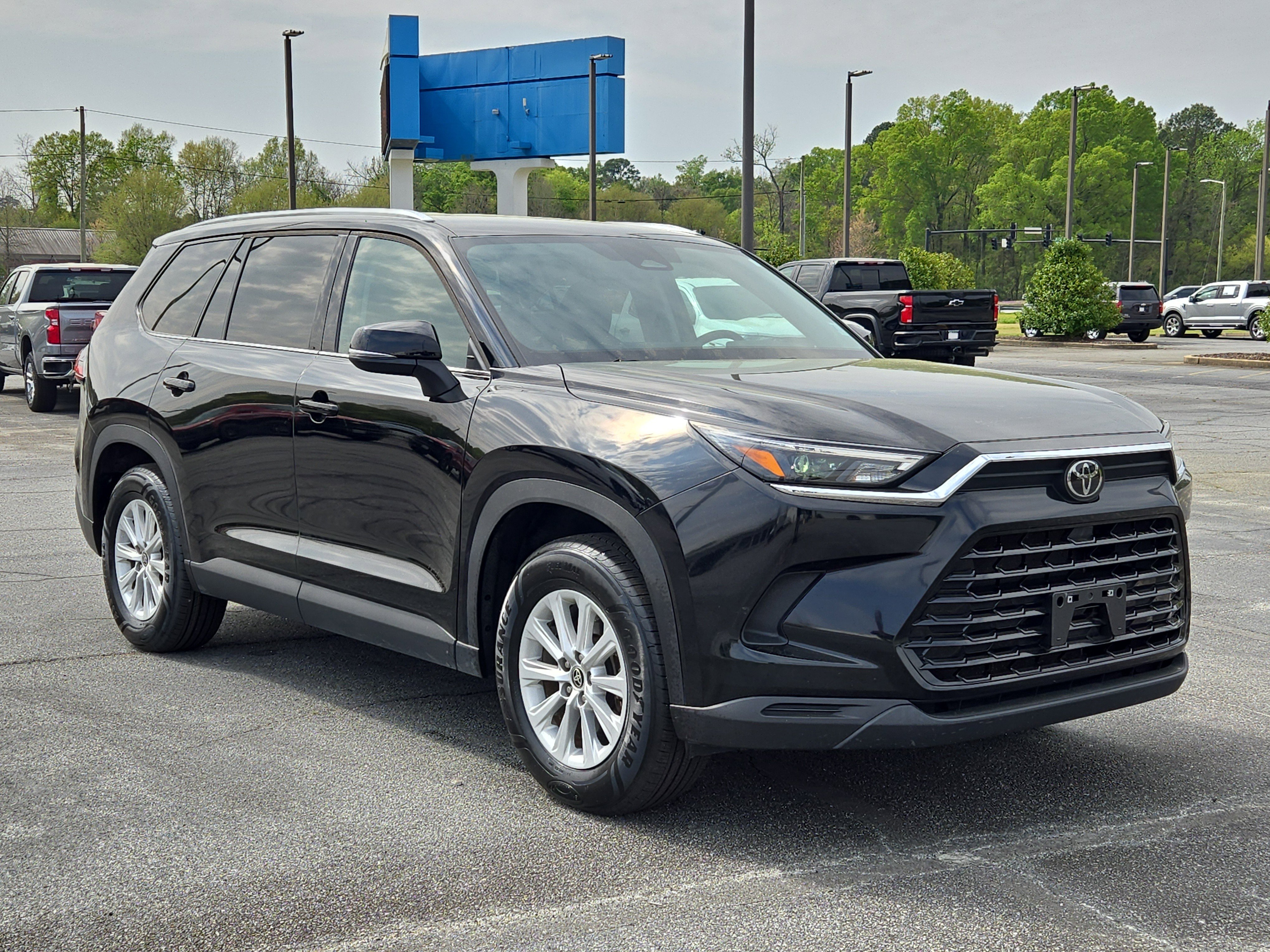 Used 2024 Toyota Grand Highlander AWD image 4