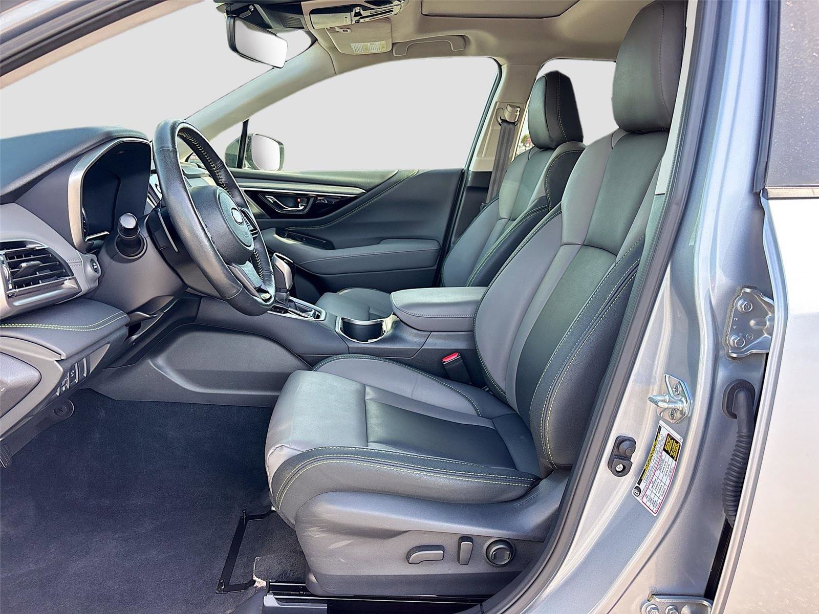 Used 2024 Subaru Outback Onyx Edition XT w/ Popular Package #2 image 25