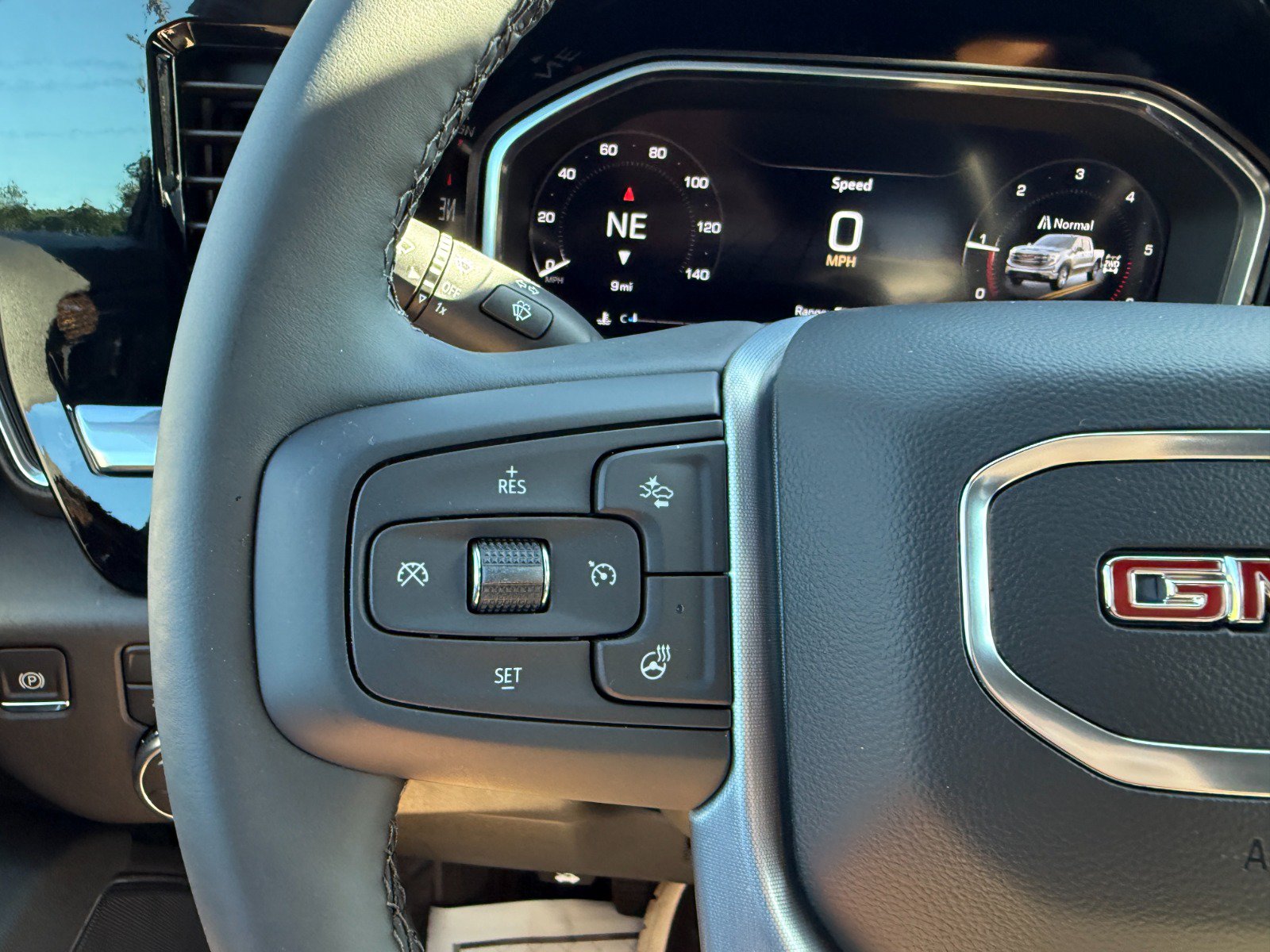 New 2026 GMC Sierra 1500 Elevation AWD/4WD image 25