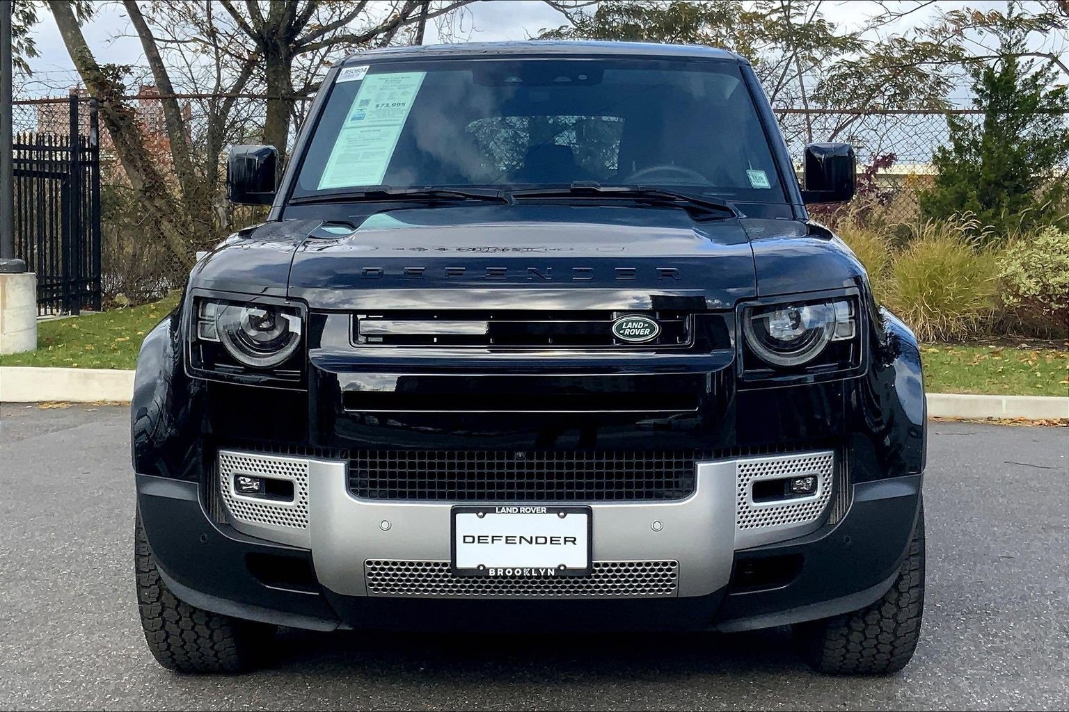 Used 2025 Land Rover Defender 110 S image 3