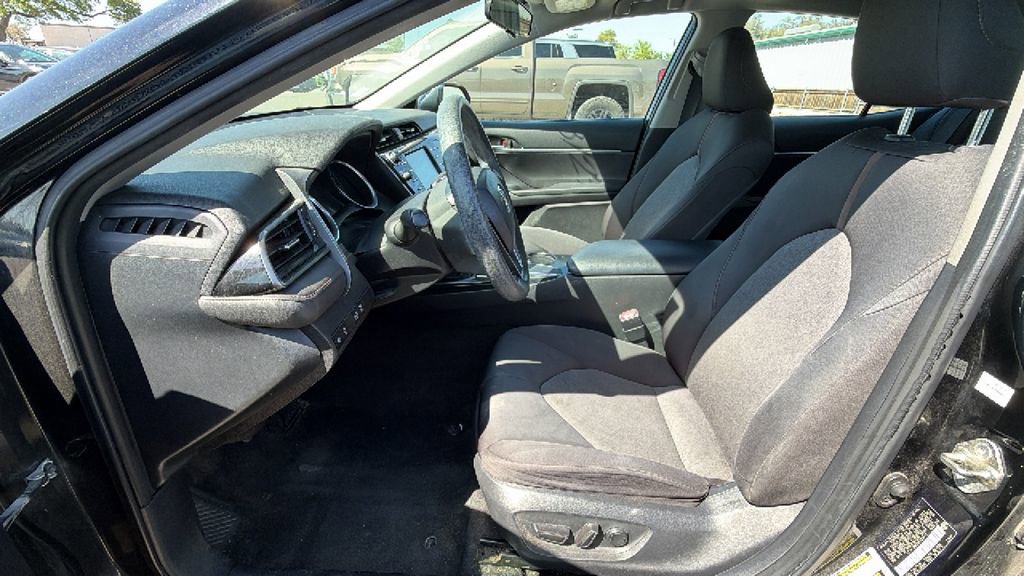 Used 2019 Toyota Camry LE image 12