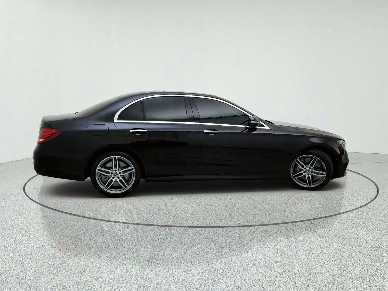 Used 2019 Mercedes-Benz E 450 4MATIC Sedan image 7