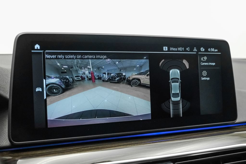 Used 2023 BMW 530i w/ Premium Package RWD image 27