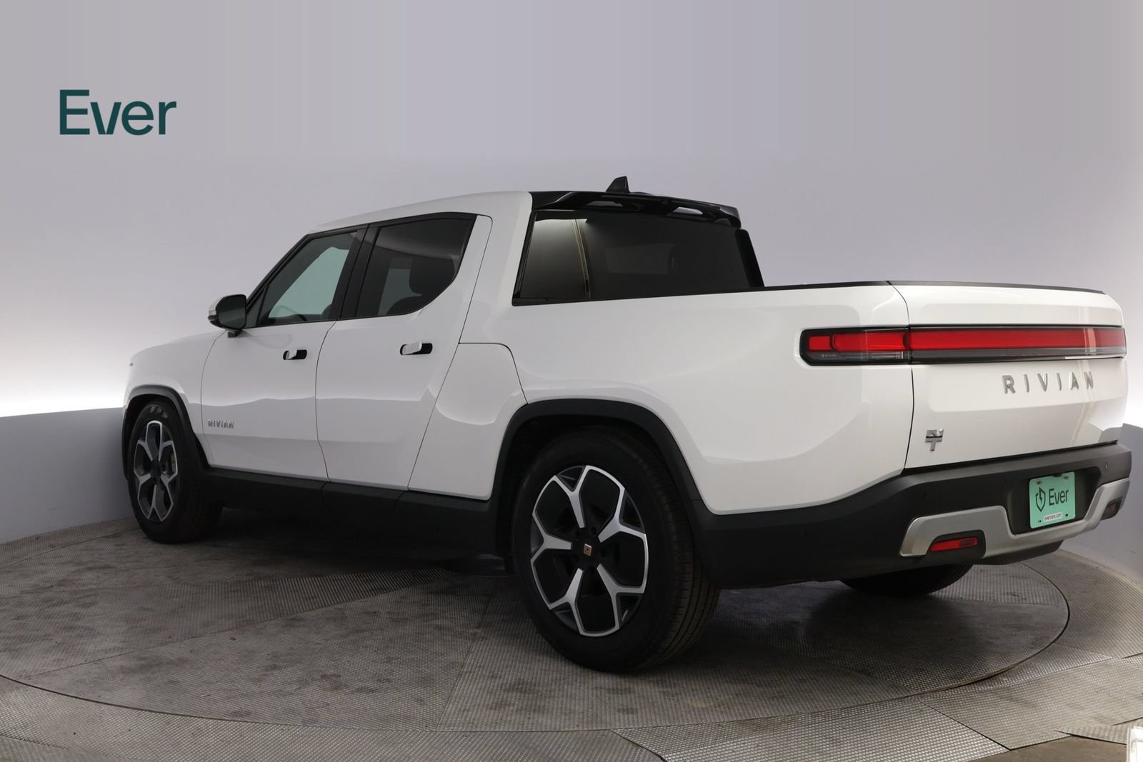 Used 2023 Rivian R1T Adventure AWD/4WD image 17