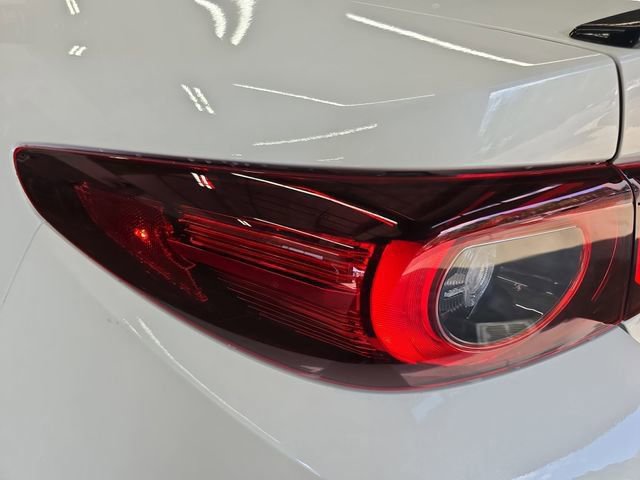 New 2026 MAZDA MAZDA3 2.5 Turbo Sedan w/Premium Plus image 34