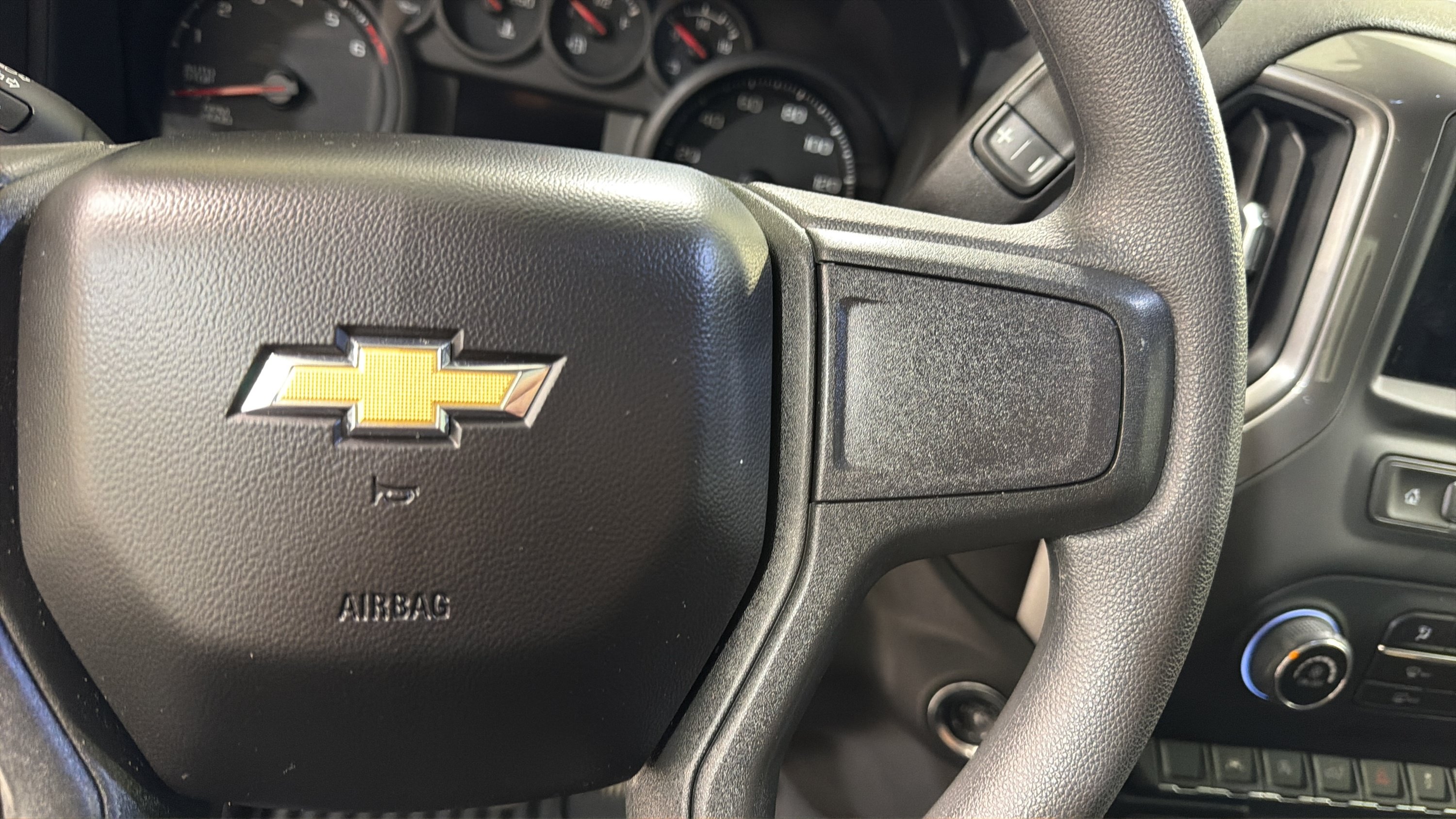 Used 2024 Chevrolet Silverado 1500 Custom RWD image 14