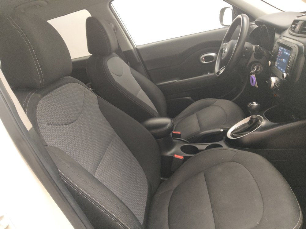 Used 2019 Kia Soul + FWD image 21