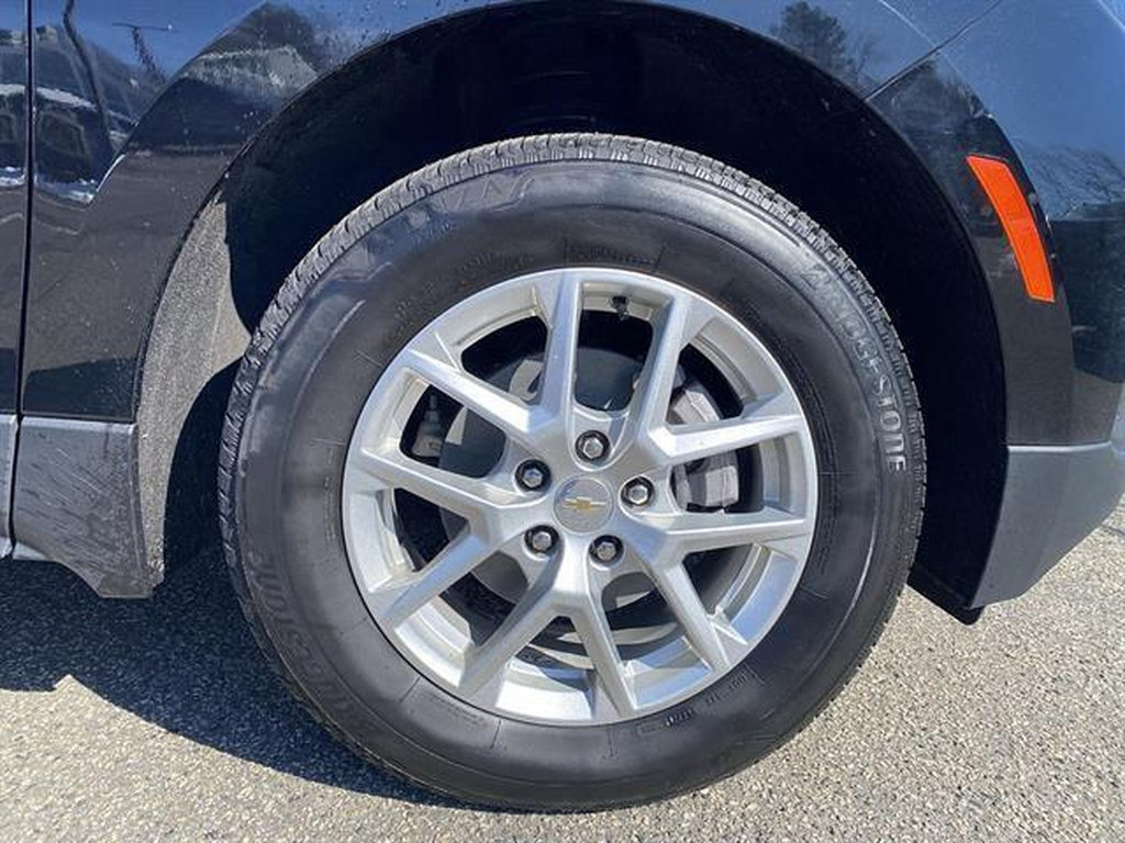 Used 2024 Chevrolet Equinox LS w/ LS Convenience Package AWD/4WD image 35