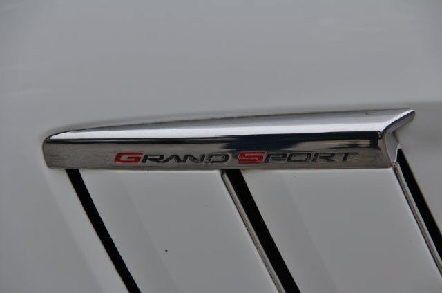 Used 2011 Chevrolet Corvette Grand Sport w/ Preferred Equipment Group RWD image 6