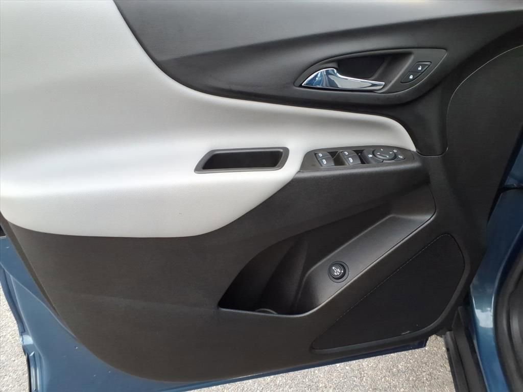 Certified 2024 Chevrolet Equinox LT w/ LPO, Floor Liner Package image 12