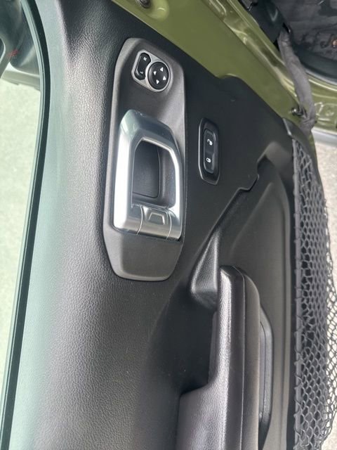 Used 2021 Jeep Wrangler Sport AWD/4WD image 16
