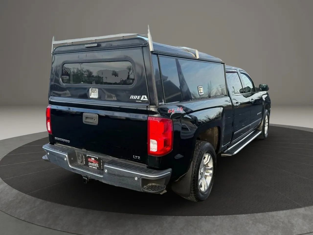 Used 2017 Chevrolet Silverado 1500 LTZ w/ LTZ Plus Package image 7