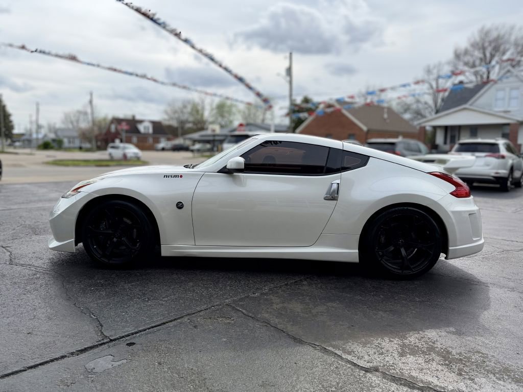 Used 2012 Nissan 370Z NISMO image 5