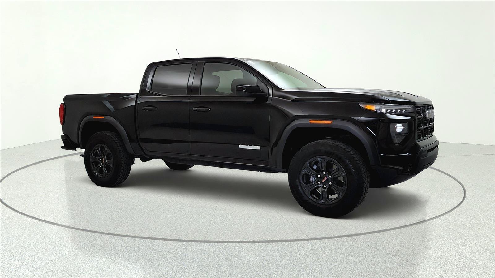Used 2025 GMC Canyon Elevation RWD image 8