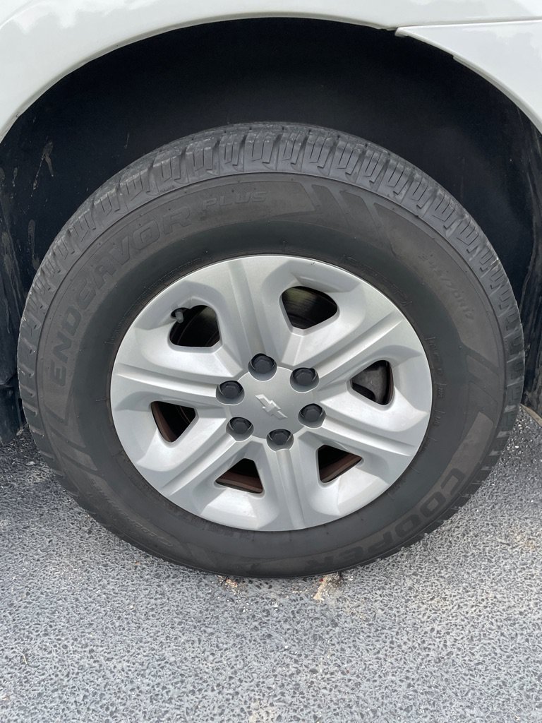 Used 2017 Chevrolet Traverse LS FWD image 27
