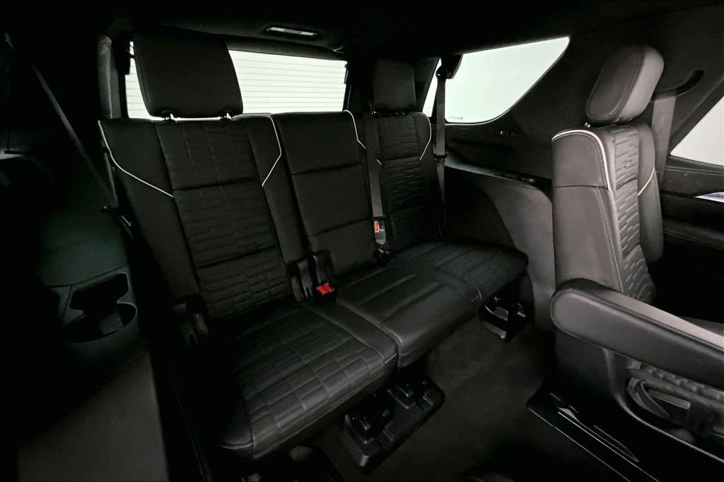Used 2025 Cadillac Escalade Sport Platinum AWD/4WD image 35