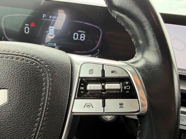 Used 2023 Kia Telluride LX AWD/4WD image 13