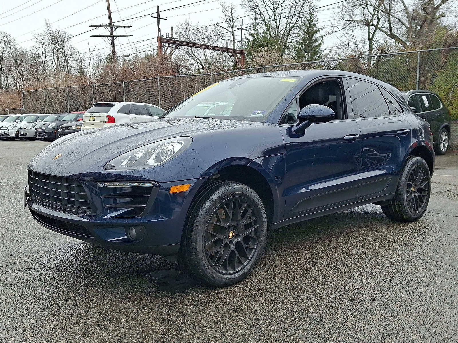 Used 2018 Porsche Macan image 3