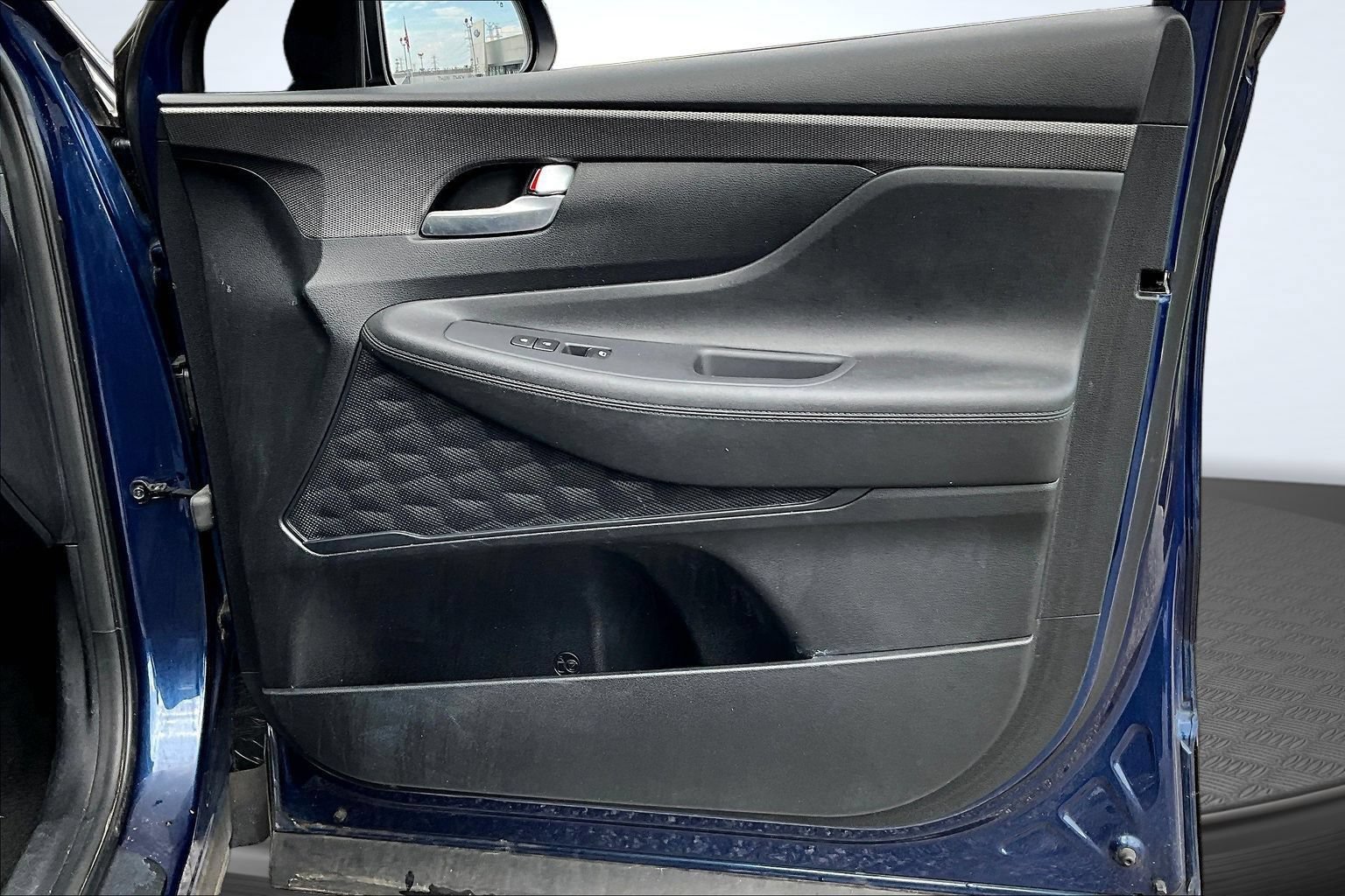 Used 2019 Hyundai Santa Fe SE FWD image 24