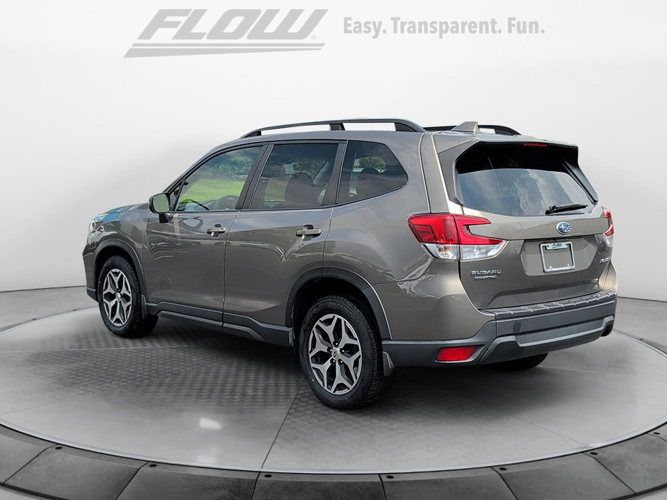 Used 2020 Subaru Forester Premium AWD/4WD image 6