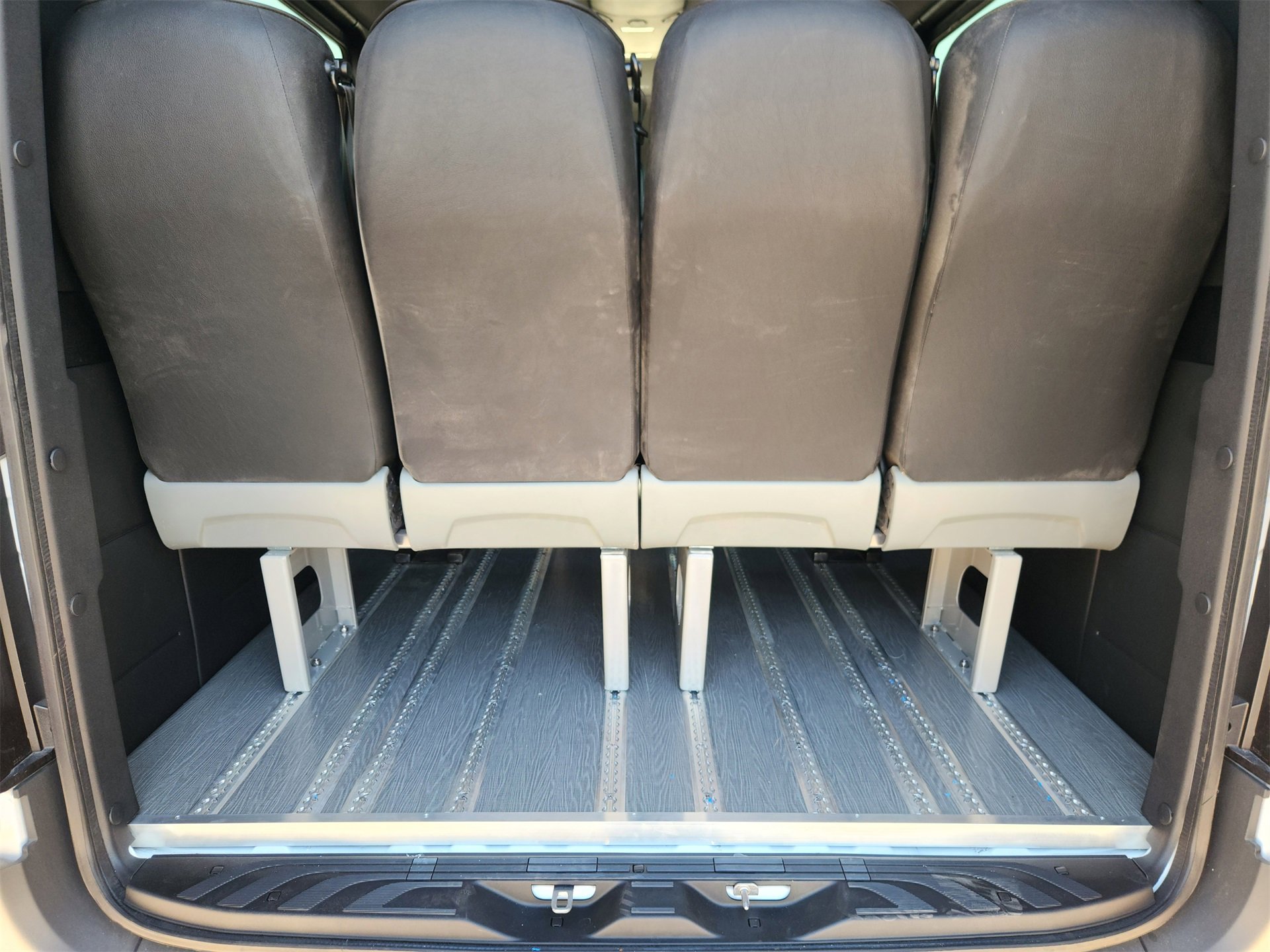 Used 2024 Mercedes-Benz Sprinter 3500 image 31