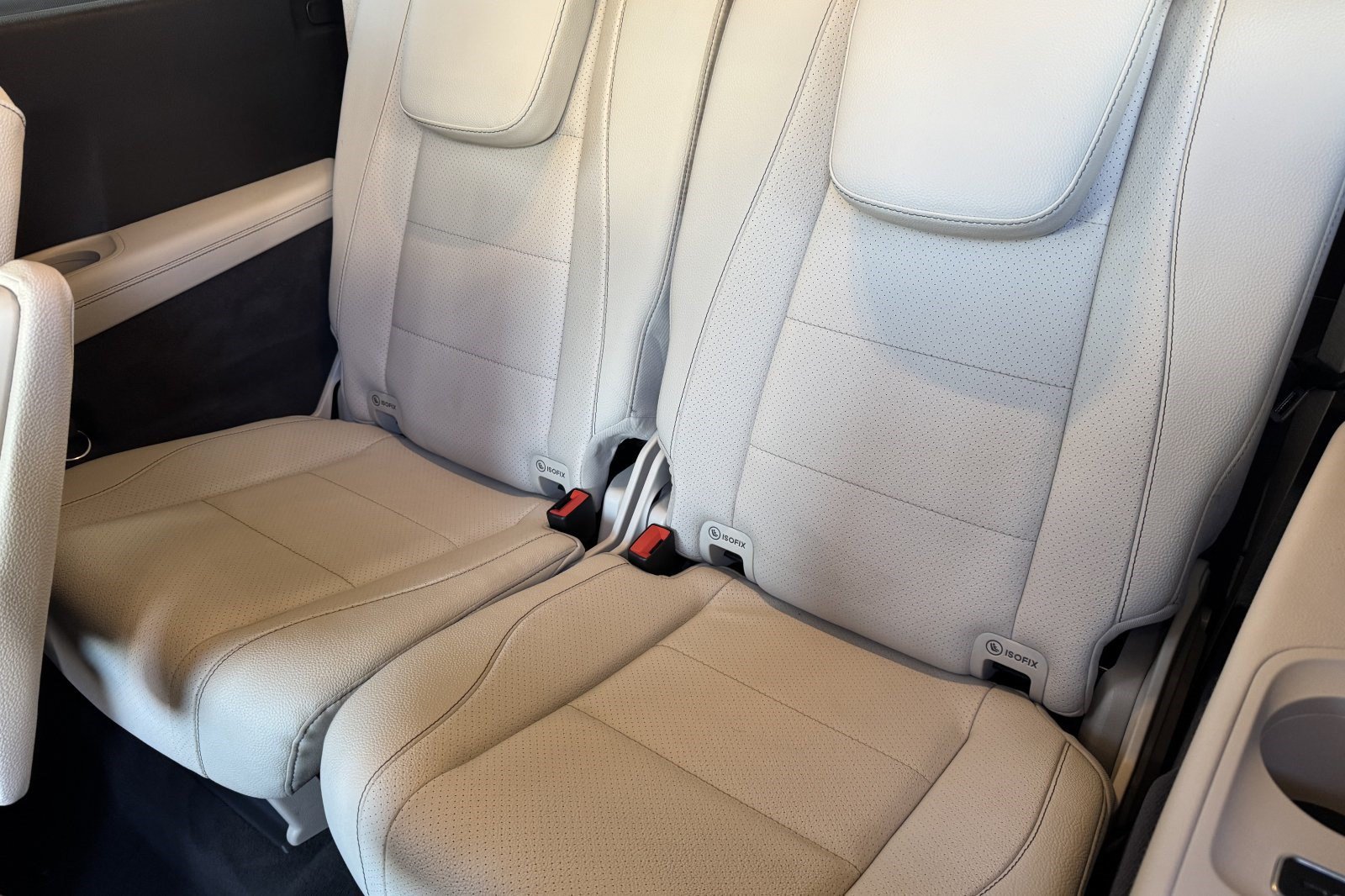 Used 2020 Mercedes-Benz GLS 450 4MATIC image 36