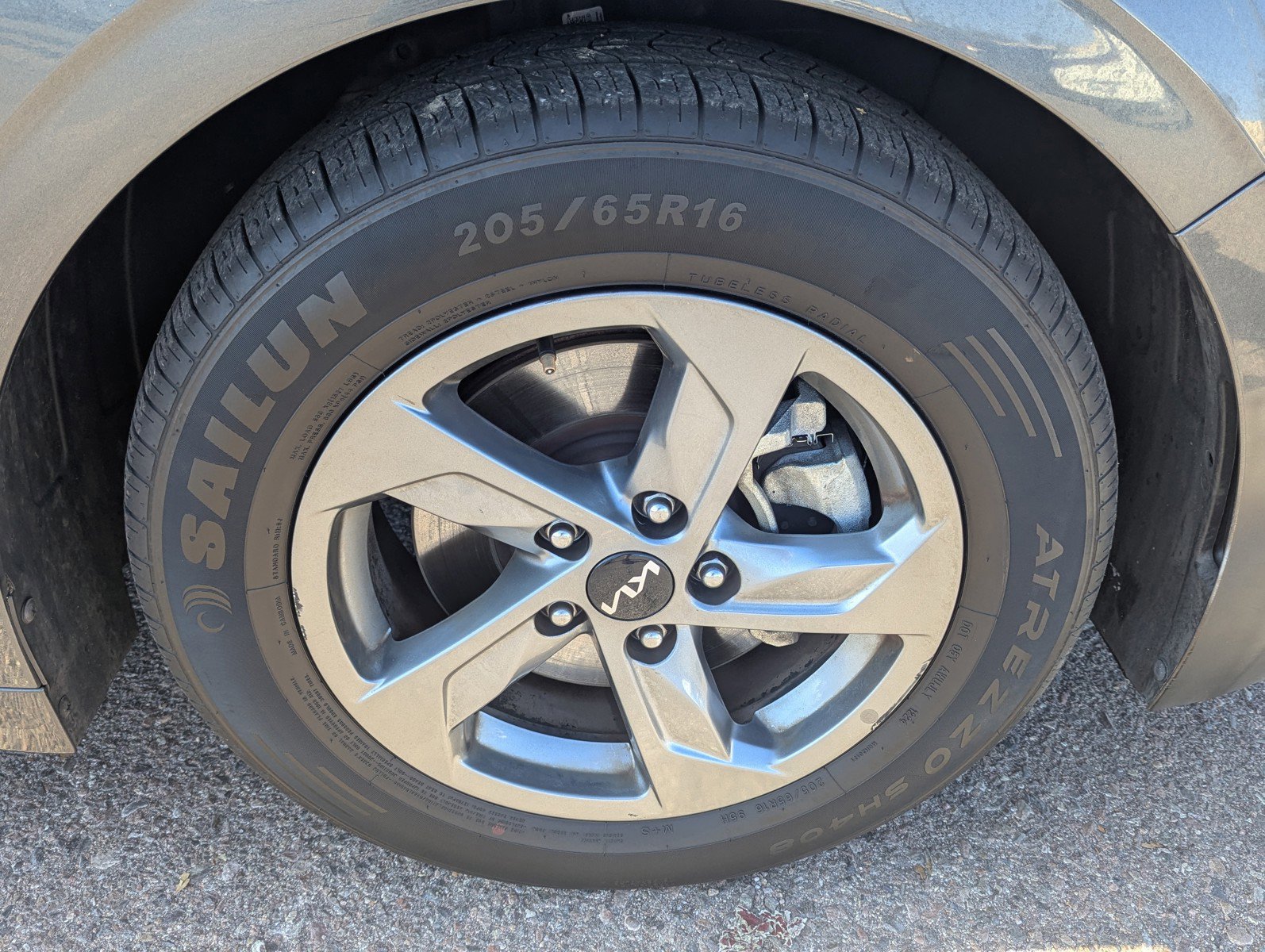 Used 2022 Kia K5 LXS image 10