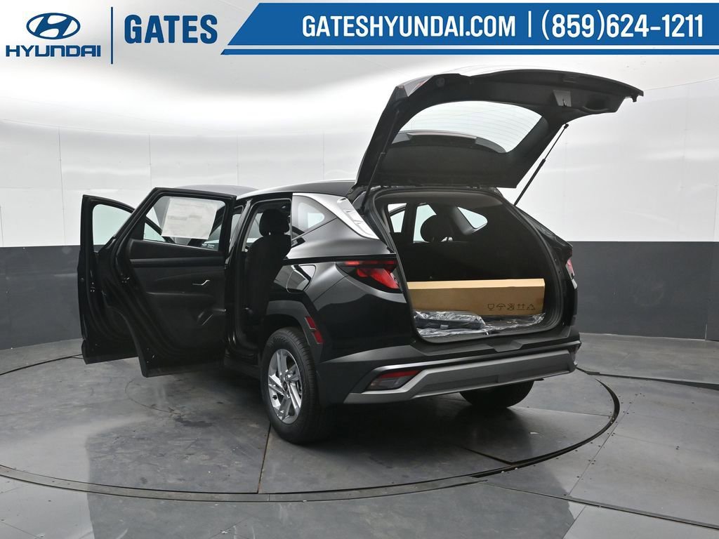 Used 2025 Hyundai Tucson SE AWD/4WD image 53