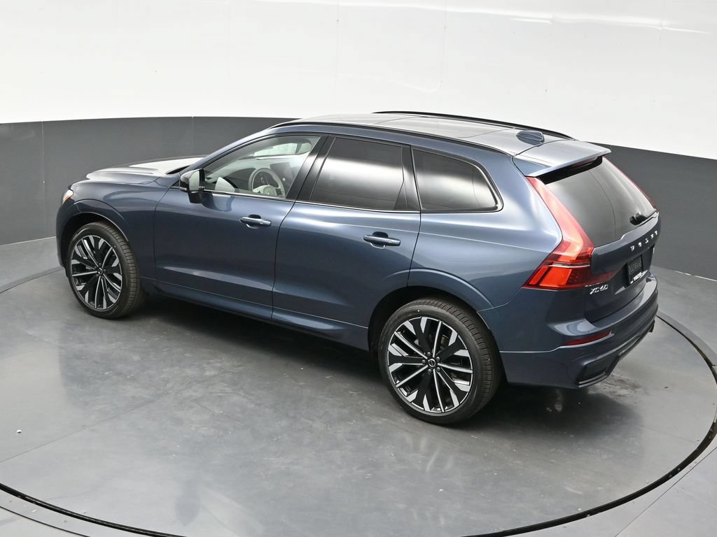 New 2026 Volvo XC60 B5 Ultra w/ Climate Package AWD/4WD image 24