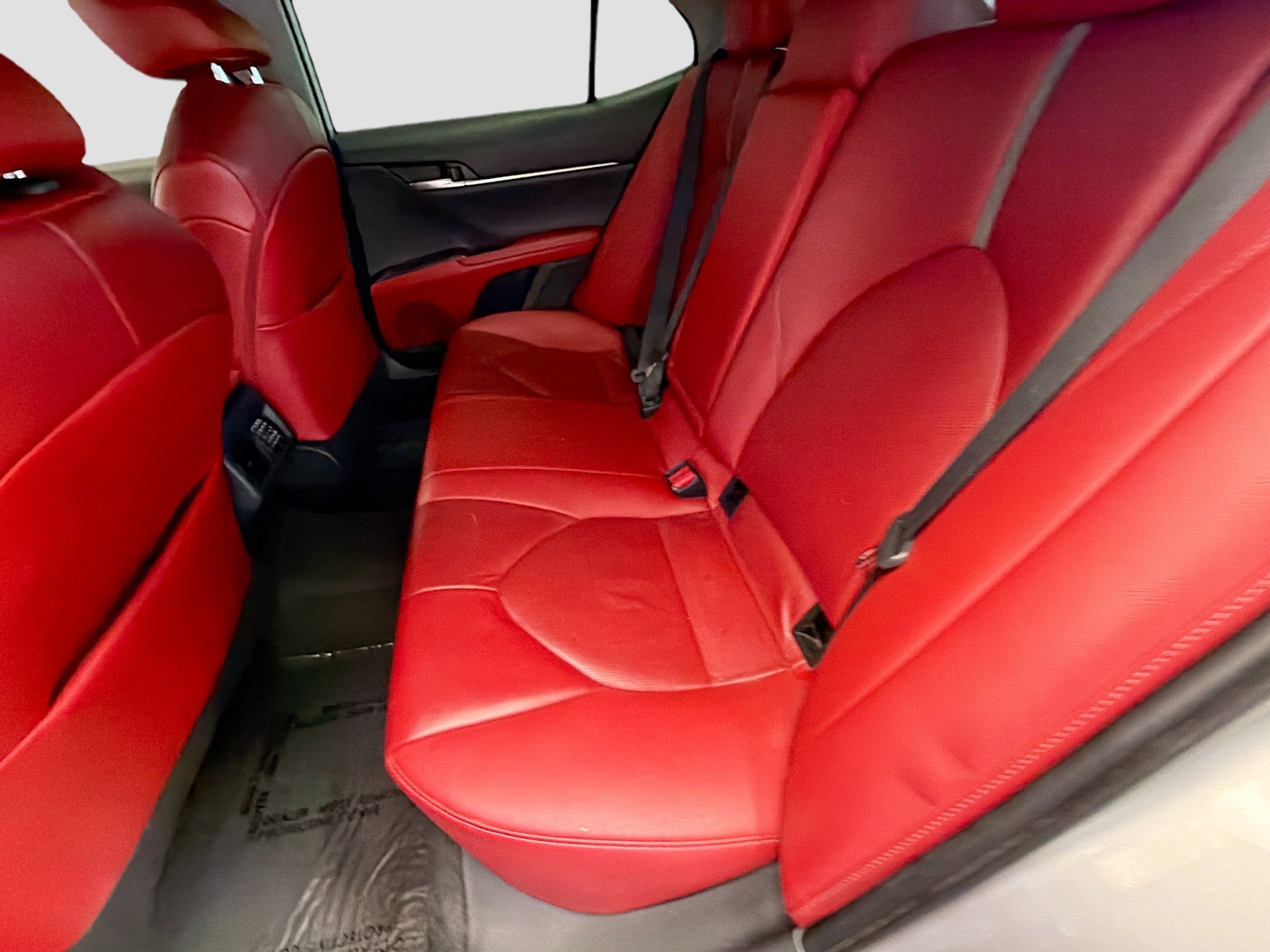 Used 2021 Toyota Camry XSE image 13