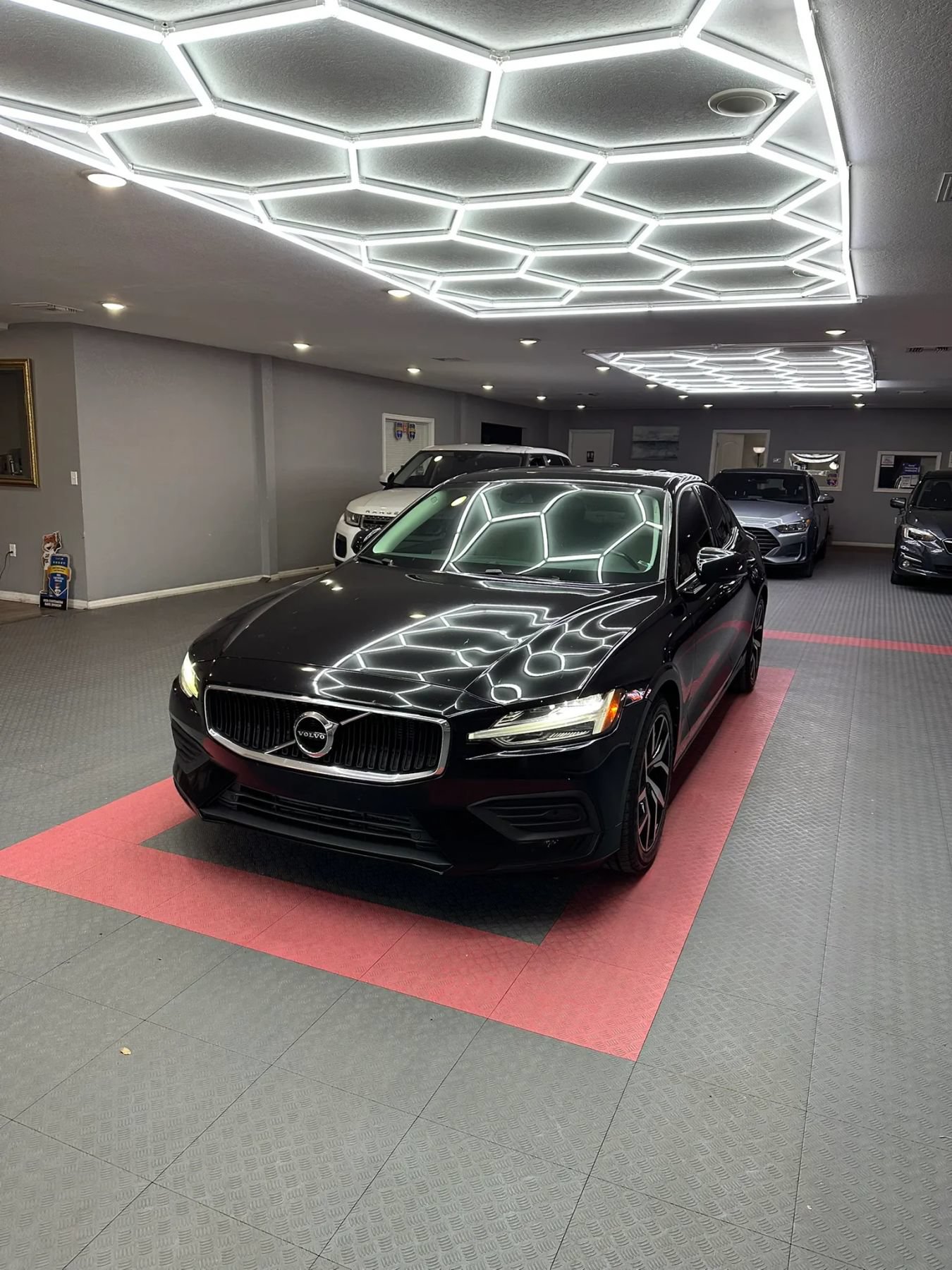 Used 2020 Volvo S60 T5 Momentum w/ Protection Package Premier FWD image 2