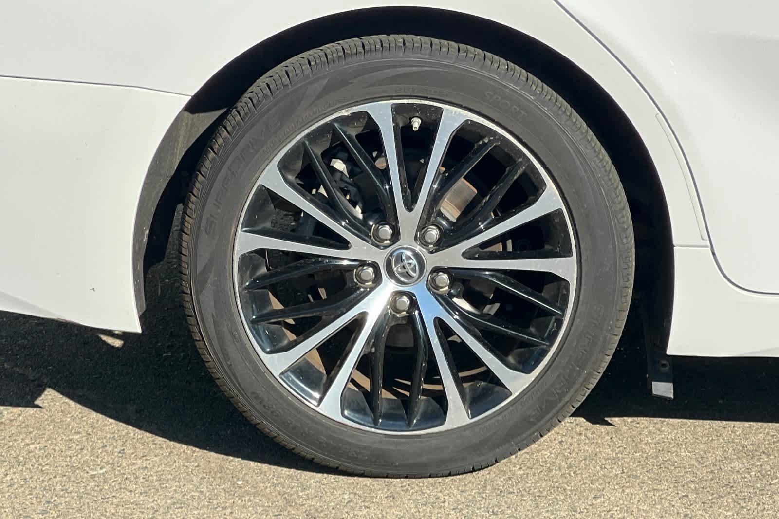 Used 2019 Toyota Camry SE w/ Audio Package FWD image 20