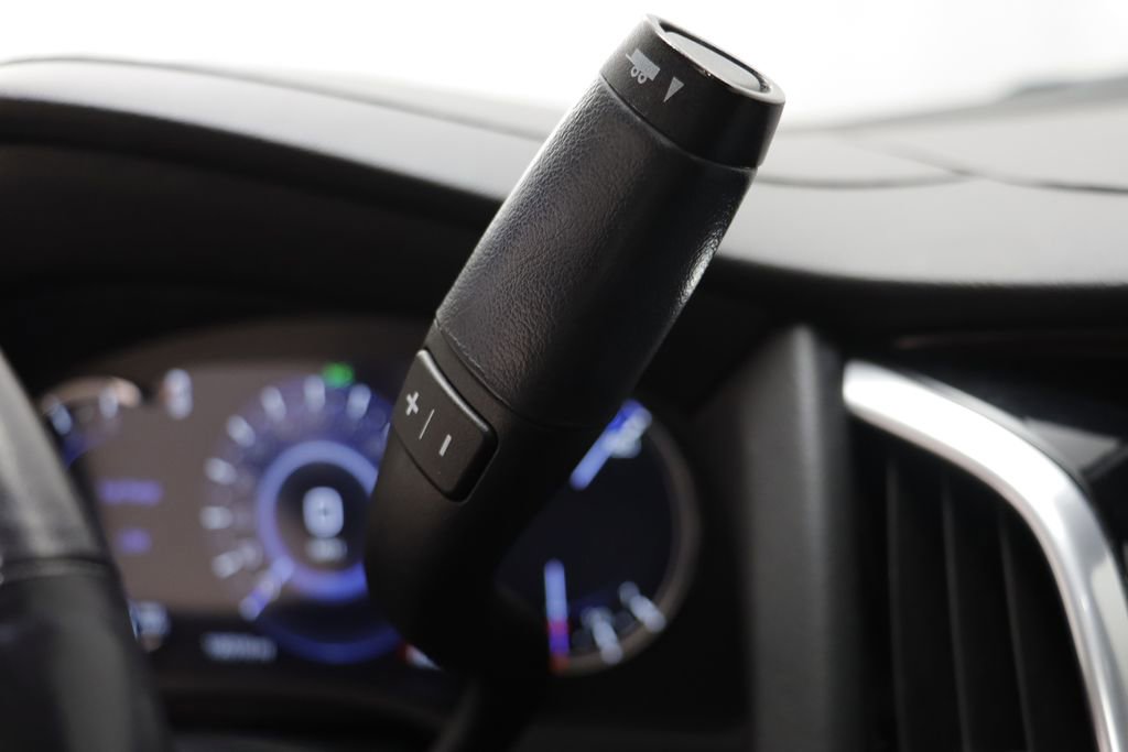 Used 2020 Cadillac Escalade Premium Luxury image 13