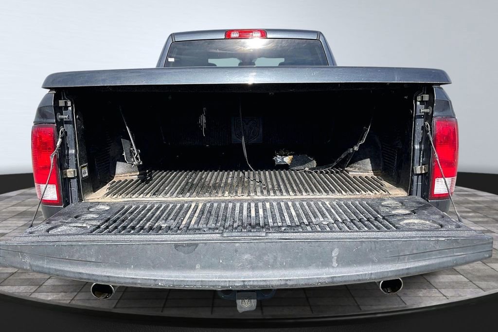 Used 2017 RAM 1500 Express image 25