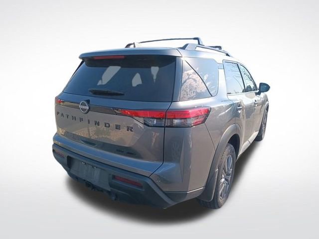 Used 2024 Nissan Pathfinder SV w/ SV Premium Package image 5