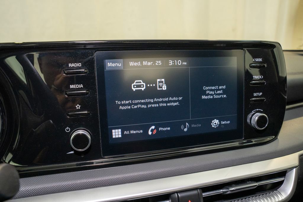 Used 2022 Kia K5 LX image 11