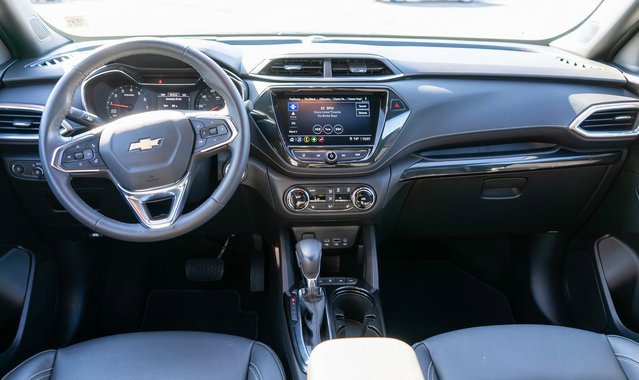 Used 2023 Chevrolet TrailBlazer ACTIV w/ Convenience Package image 16