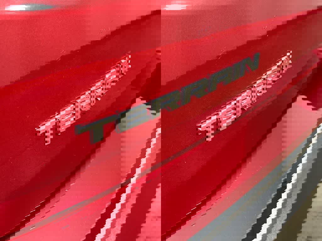 Used 2020 GMC Terrain SLT w/ Preferred Package image 7