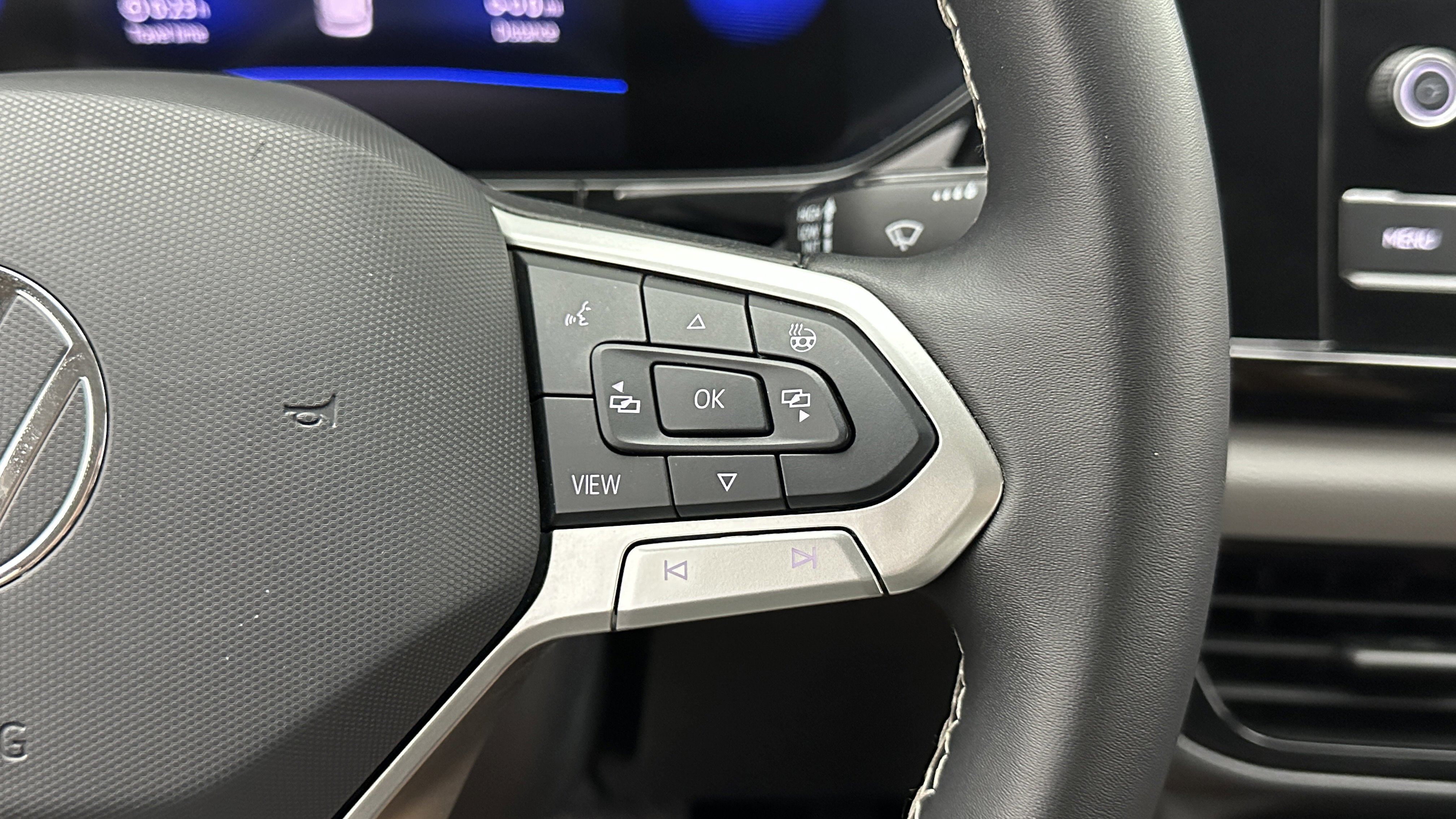 Used 2024 Volkswagen Taos S image 16