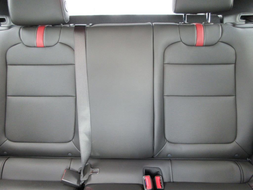 New 2026 Chevrolet Trax RS w/ Sunroof Package FWD image 19