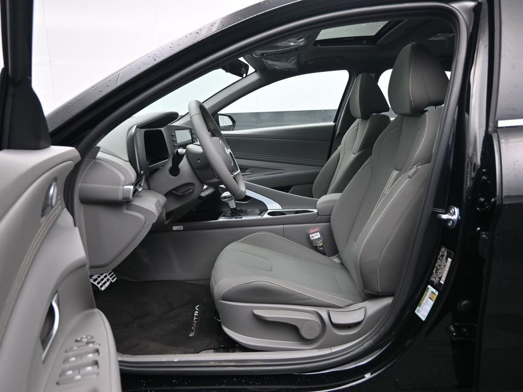 New 2026 Hyundai Elantra SEL Sport image 25