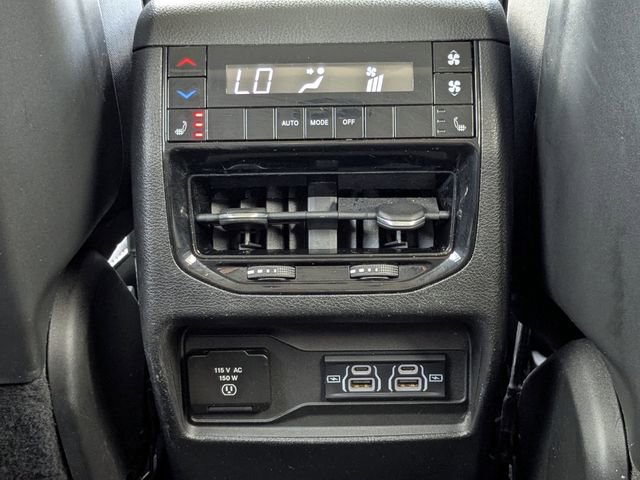 Used 2022 Jeep Grand Cherokee L Limited w/ Luxury Tech Group II RWD image 22