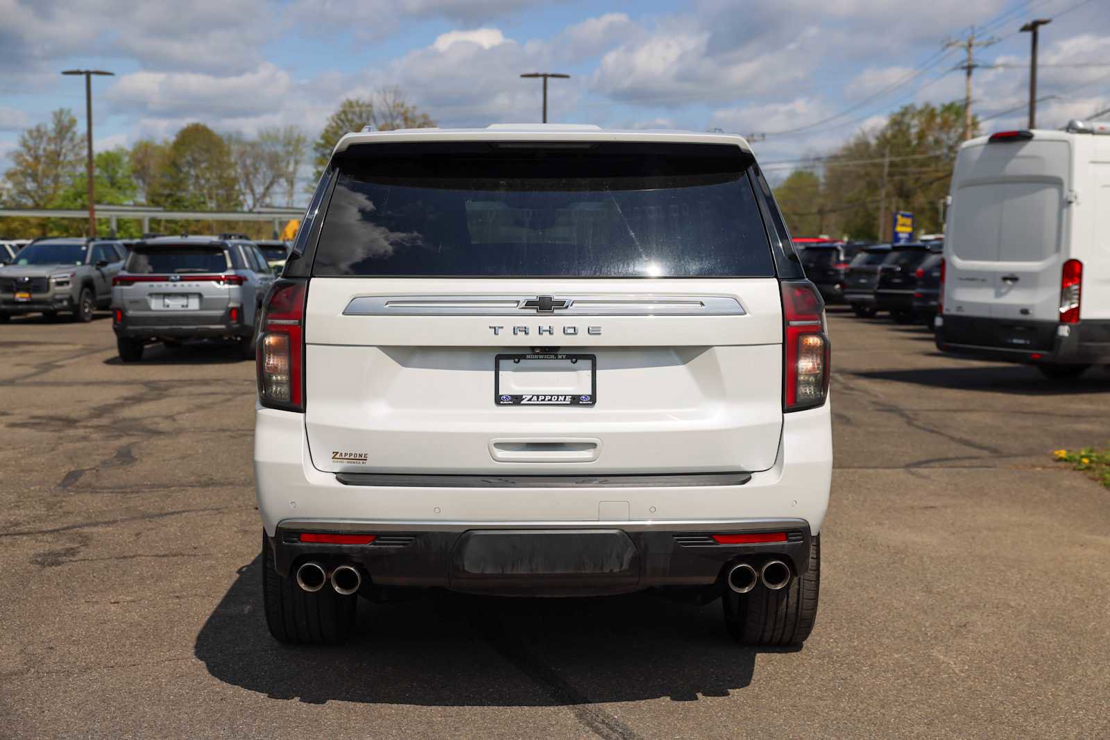 Used 2023 Chevrolet Tahoe High Country w/ Premium Package AWD/4WD image 4