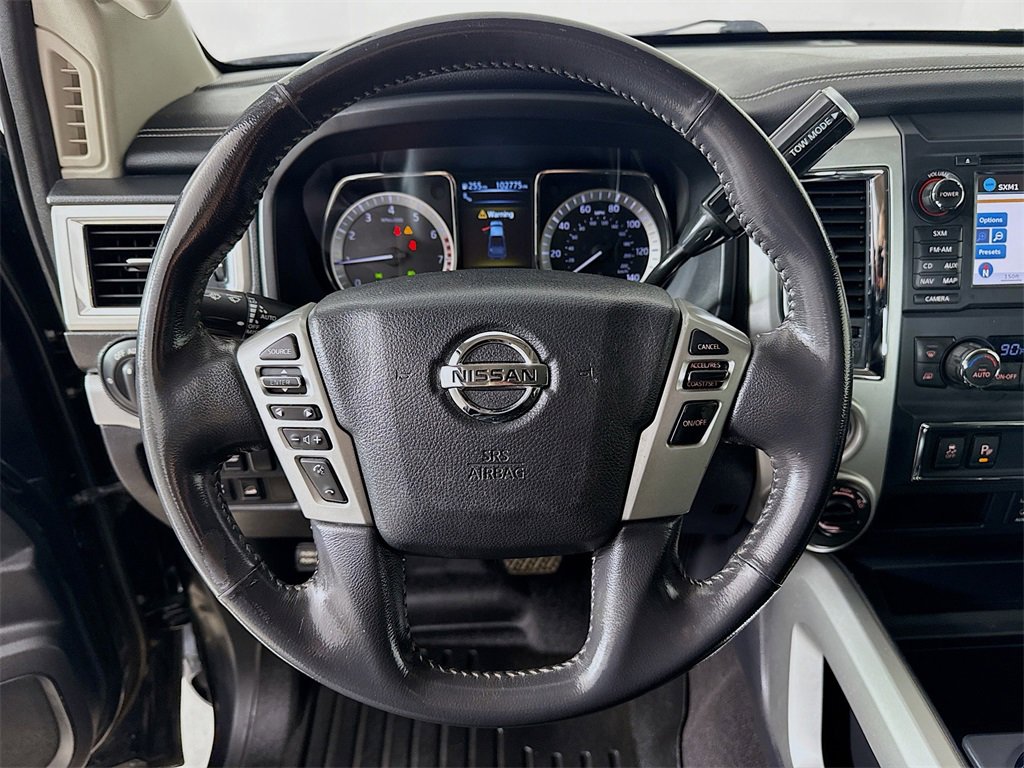 Used 2017 Nissan Titan PRO-4X image 5
