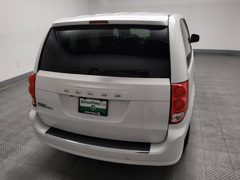 Used 2019 Dodge Grand Caravan SE FWD image 7