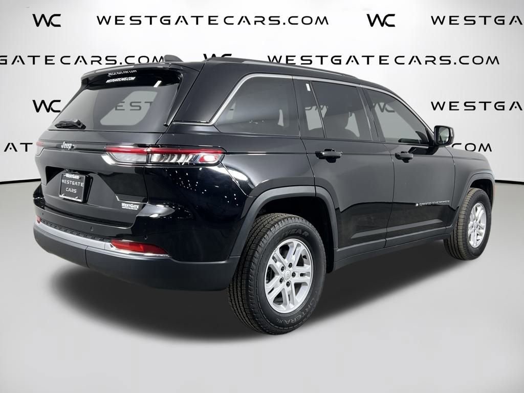 Used 2023 Jeep Grand Cherokee Laredo image 46