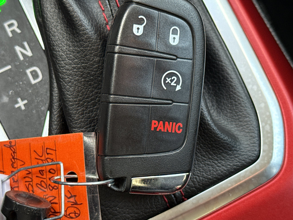 Used 2022 Jeep Renegade Trailhawk AWD/4WD image 36